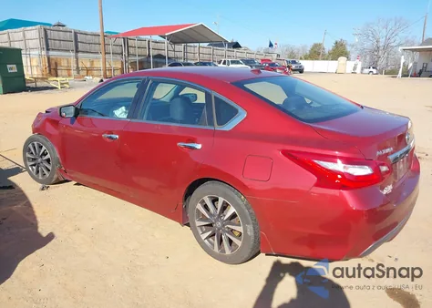 2016 Nissan Altima 2.5 Sv z USA, uszkodzony, nr VIN 1N4AL3AP1GC275187